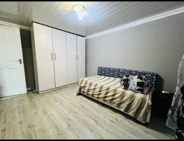 2 BEDROOM APARTMENT TO LET IN KENWYN